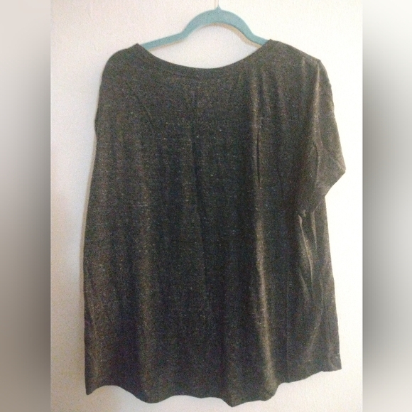 Plus size Nike tee 1x - Picture 2 of 4